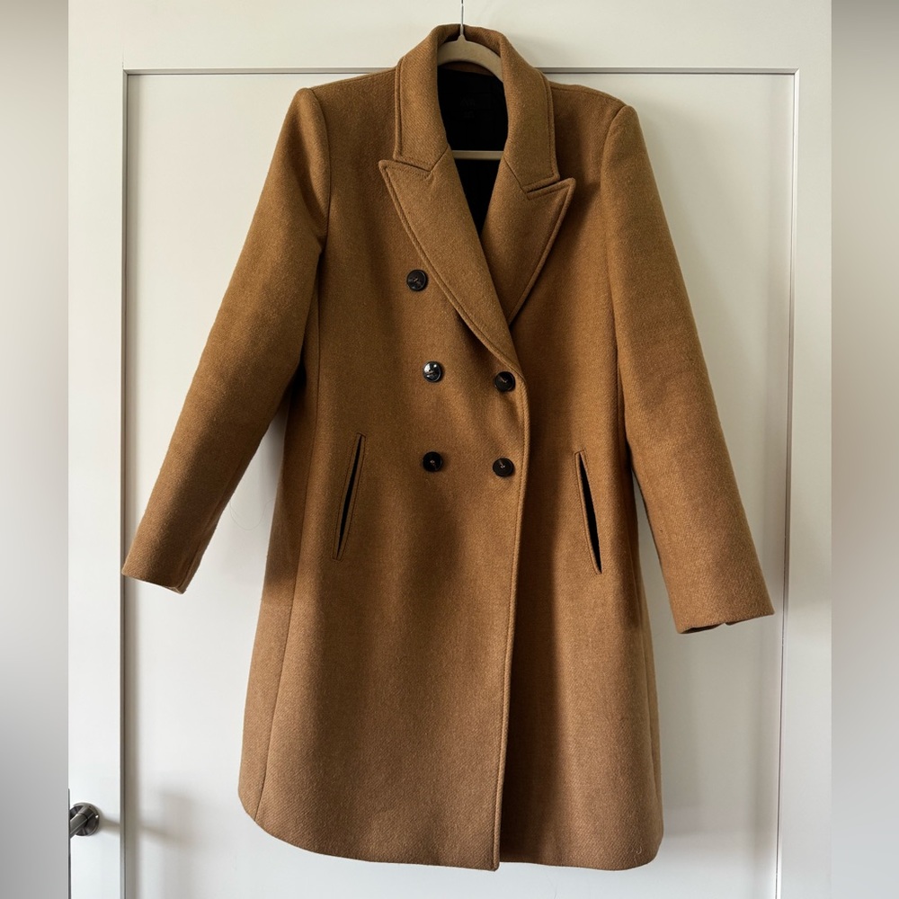 Zara Like New Women’s Double-Breasted Wool Coat in Camel, size XL.